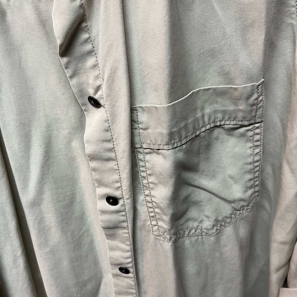 Express Women’s Light Tan Button-Up Jacket - Picture 3 of 6